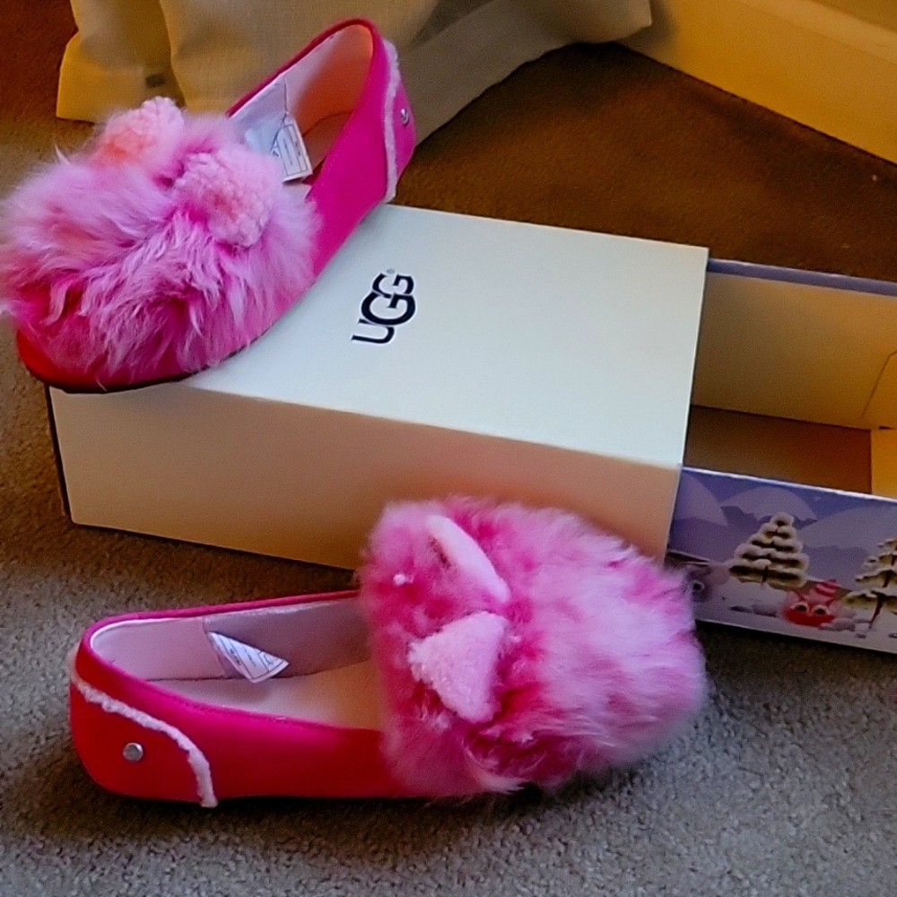 Ugg moccasin